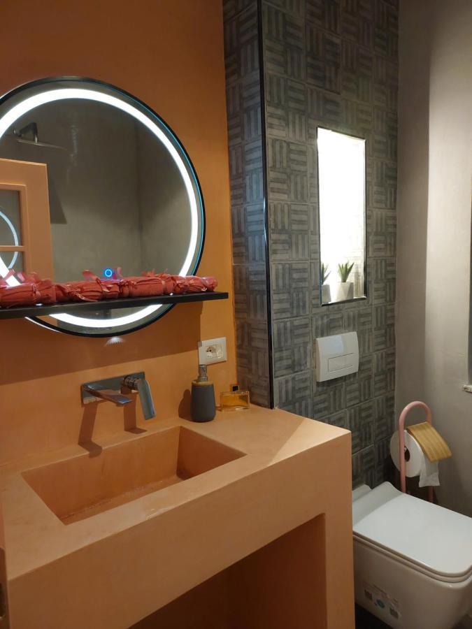 Nio Planet Golem, Durres Holiday home